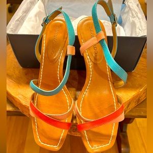 Bernardo strapped sandals size 9.5
